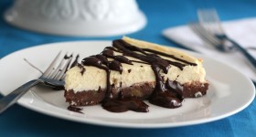 Low Carb Brownie Cheesecake