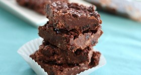 Chocolate Raisin Crunch Bars