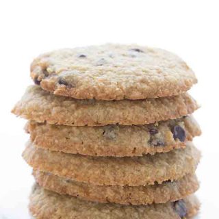 The BEST low carb chocolate chip cookie recipe!