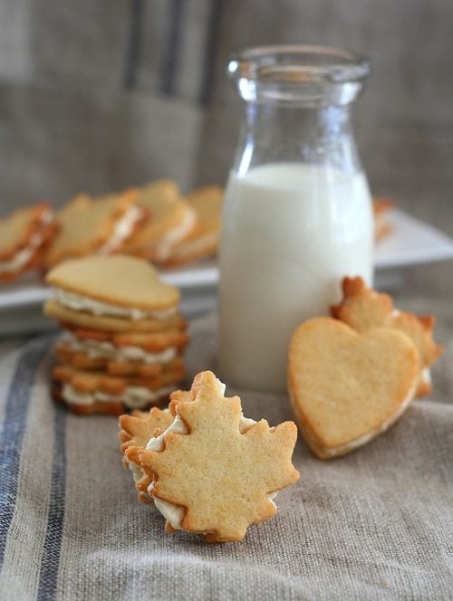 Low Carb Maple Cream Sandwich Cookies