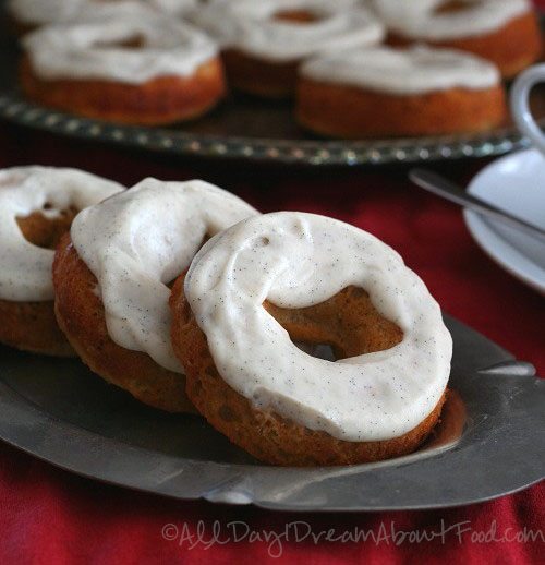 Low Carb, Gluten-Free Gingerbread Donuts