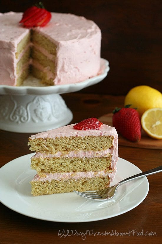 Low Carb Strawberry Lemonade Cake