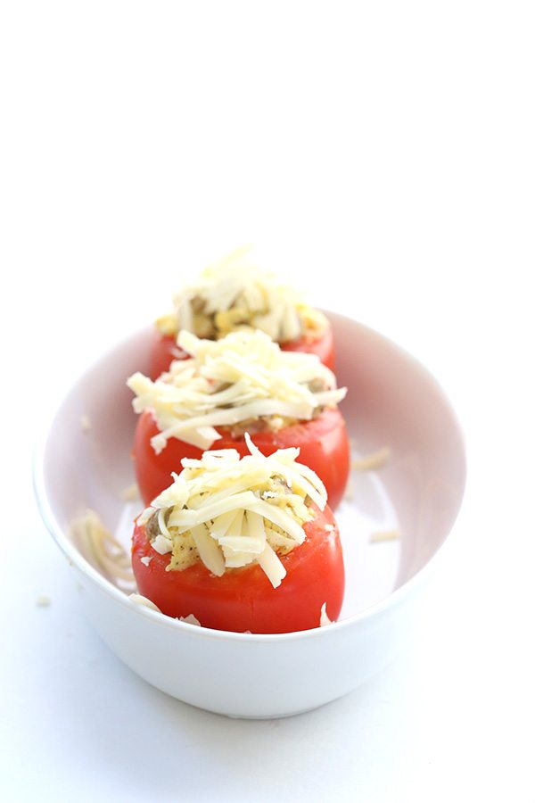 Low Carb Healthy Baked Tomato Cups with Sausage, Egg and Cheese