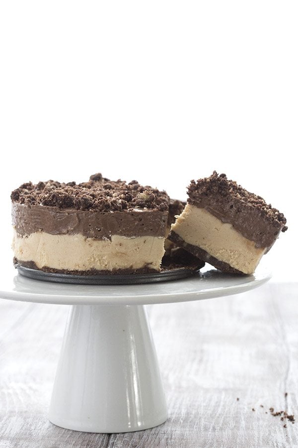 Mini Peanut Butter And Chocolate Dirt Cake Recipe. LCHF Keto Banting THM recipe. 