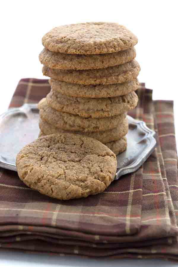 The best low carb ginger cookies. So chewy!