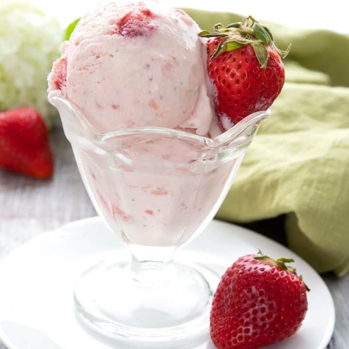 Keto Strawberry Ice Cream - Easy no churn recipe!