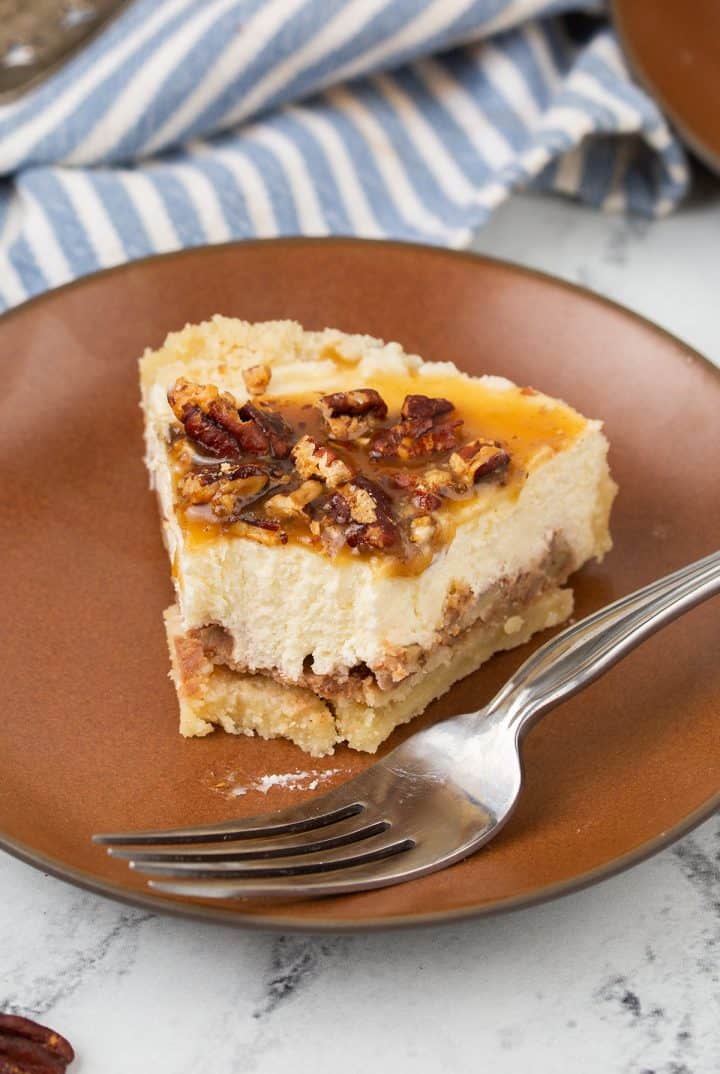 Keto Pecan Pie Cheesecake - All Day I Dream About Food