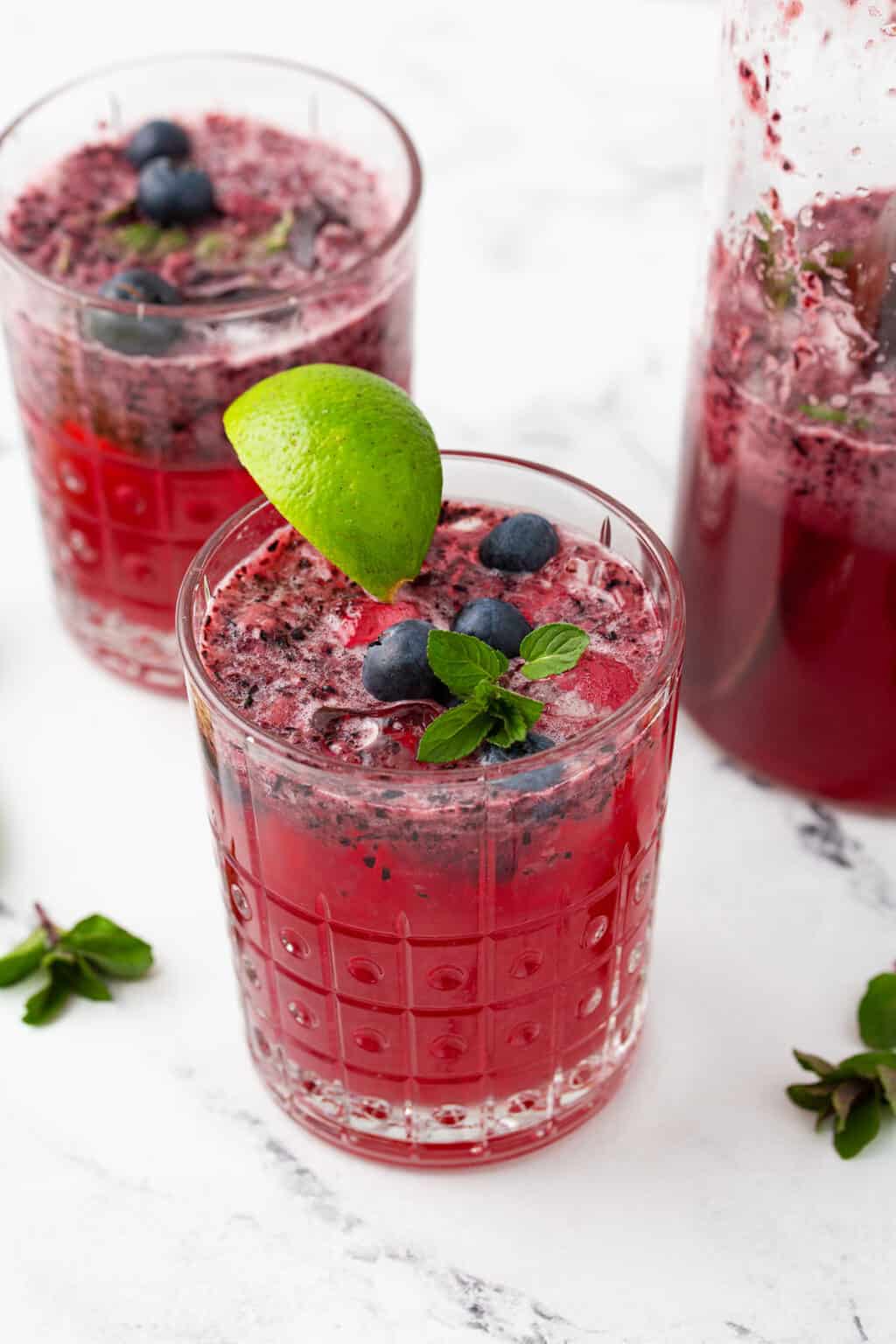 Blueberry Skinny Mojito Recipe - All Day I Dream About Food