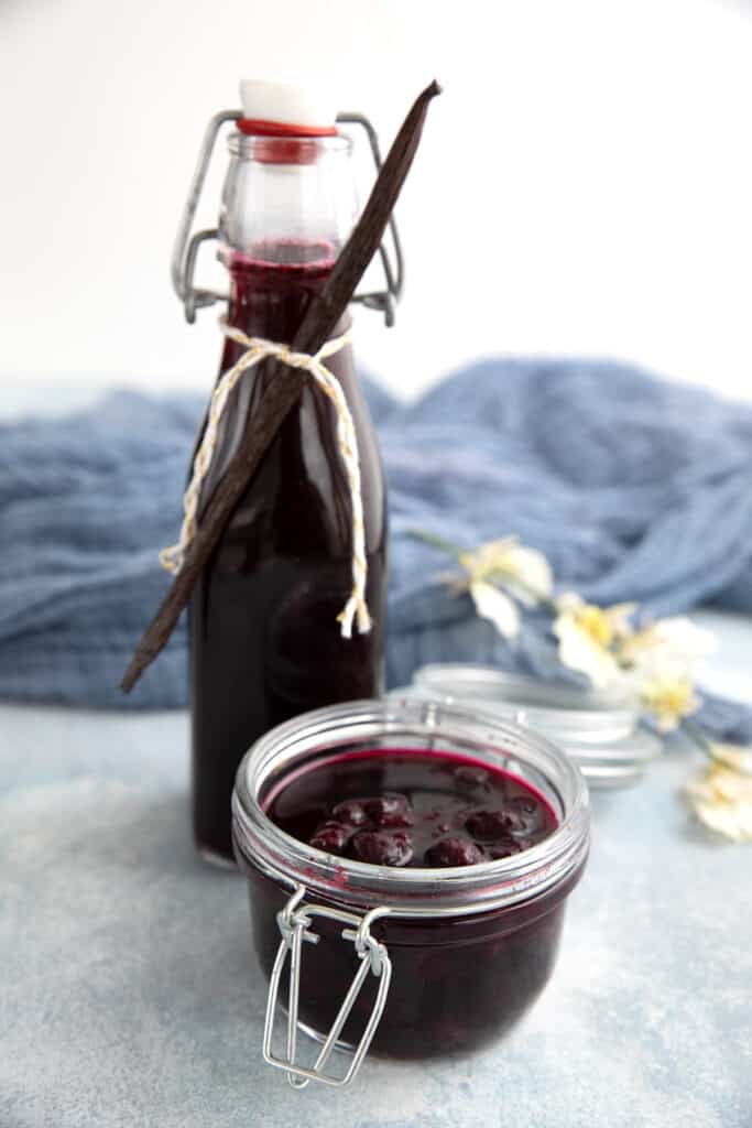 Keto Blueberry Syrup - All Day I Dream About Food