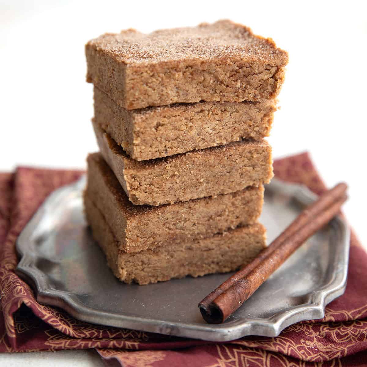 Keto Snickerdoodle Protein Bars